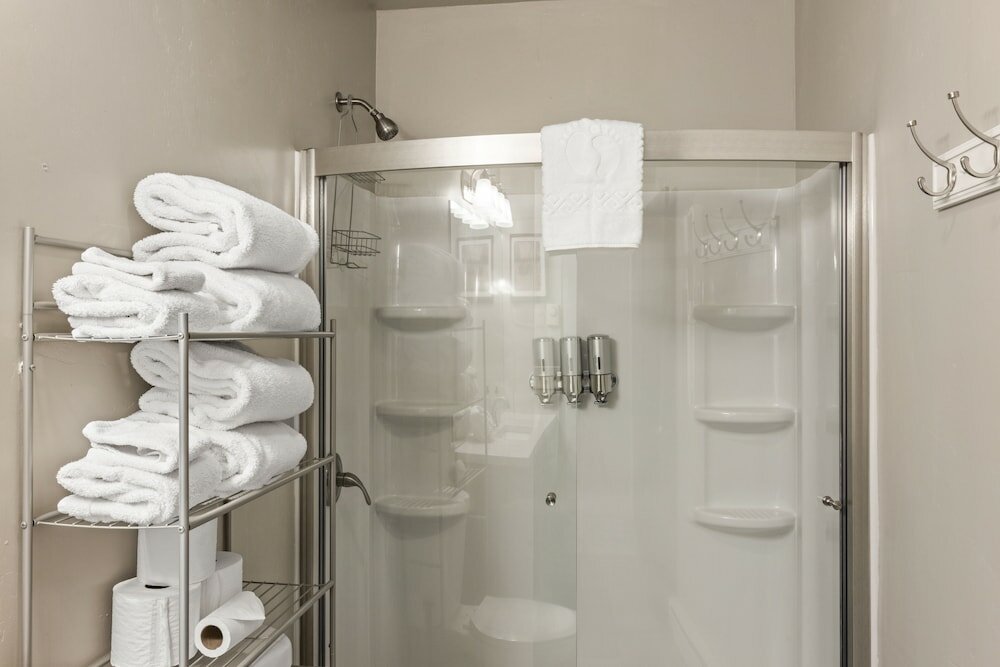 Фото The Yellowstone Hideaway Unit A