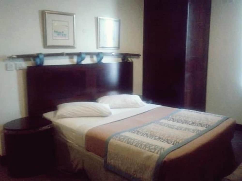 Фото Le Vendôme Hotel