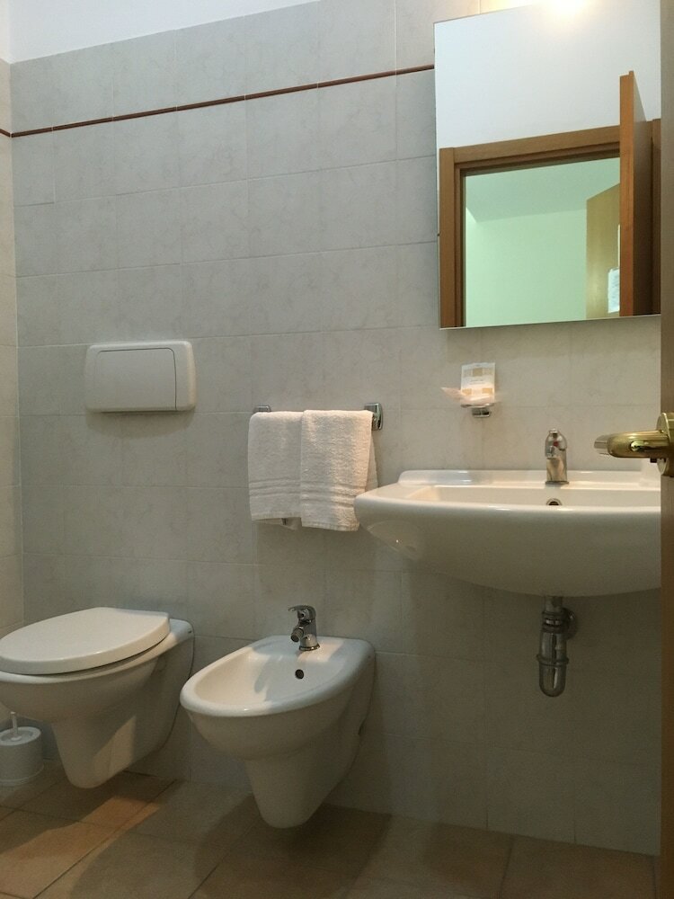 Фото Hotel Villa Giatra