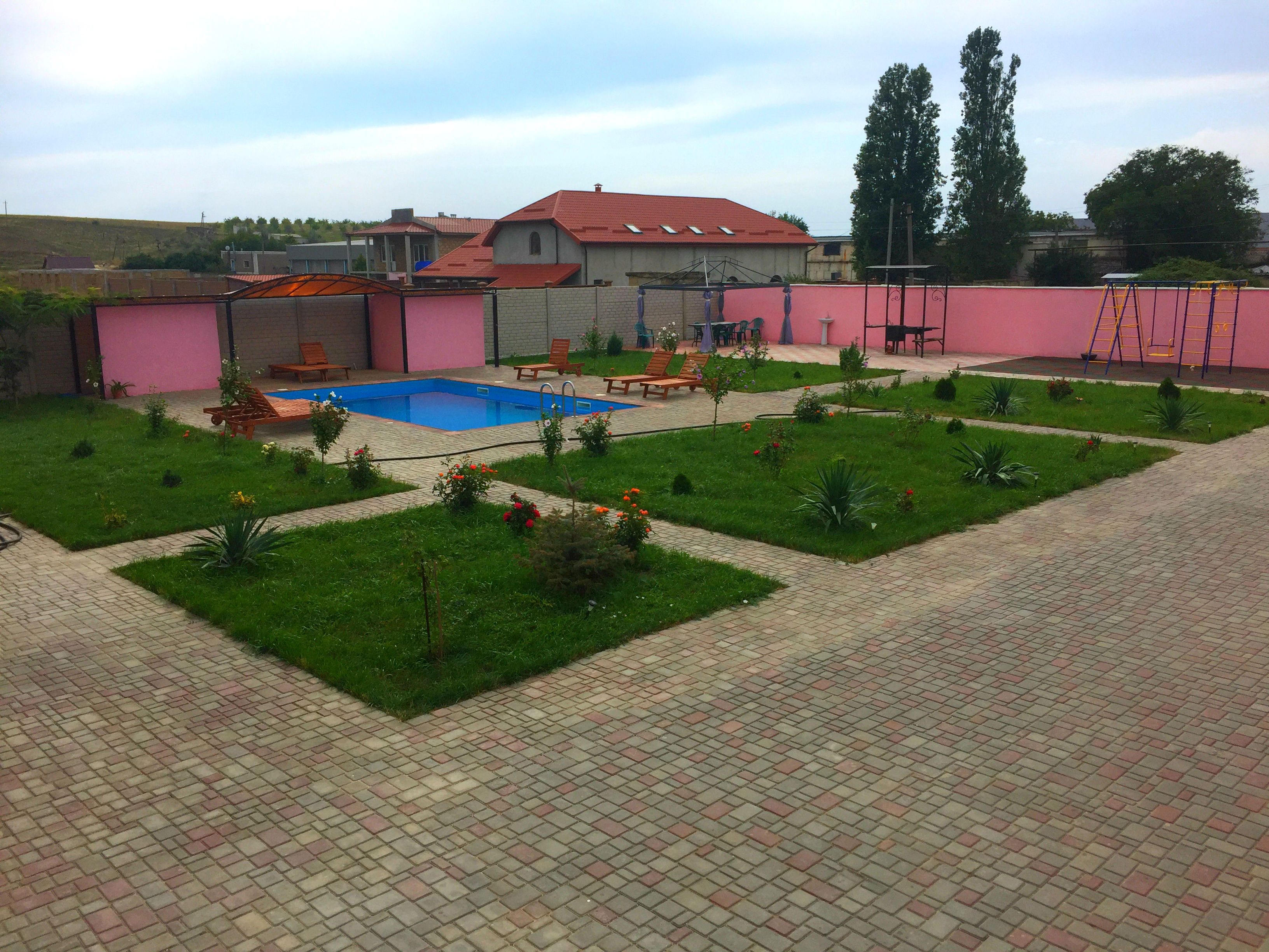 Фото отеля 1