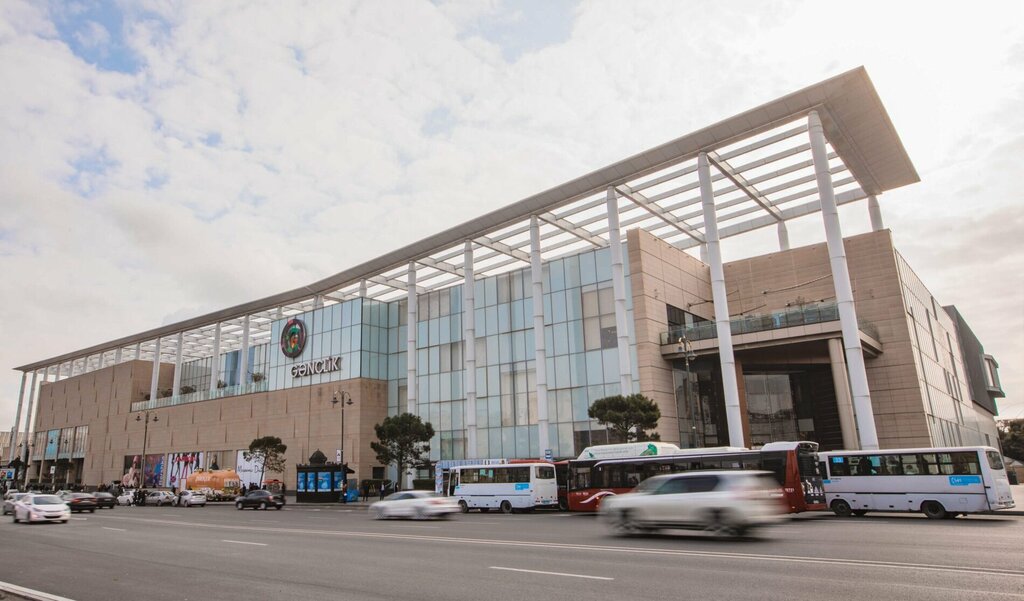 Shopping mall Ganjlik Mall, Baku, photo