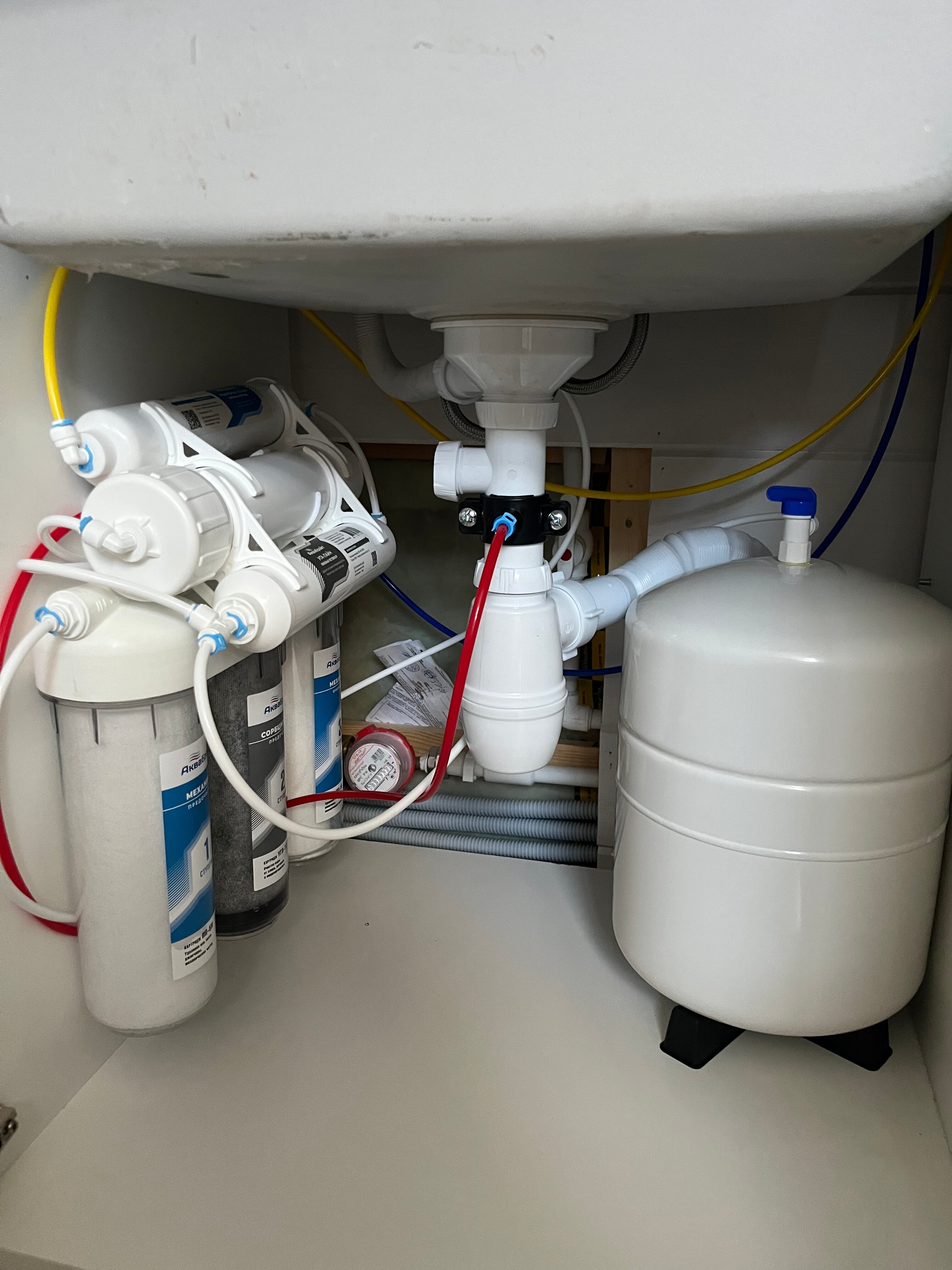 Фото White glamp