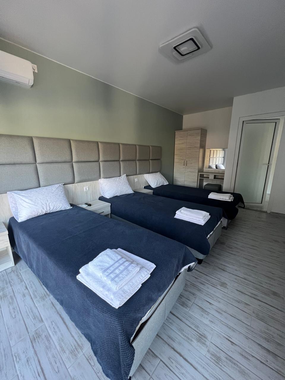 Фото White houses