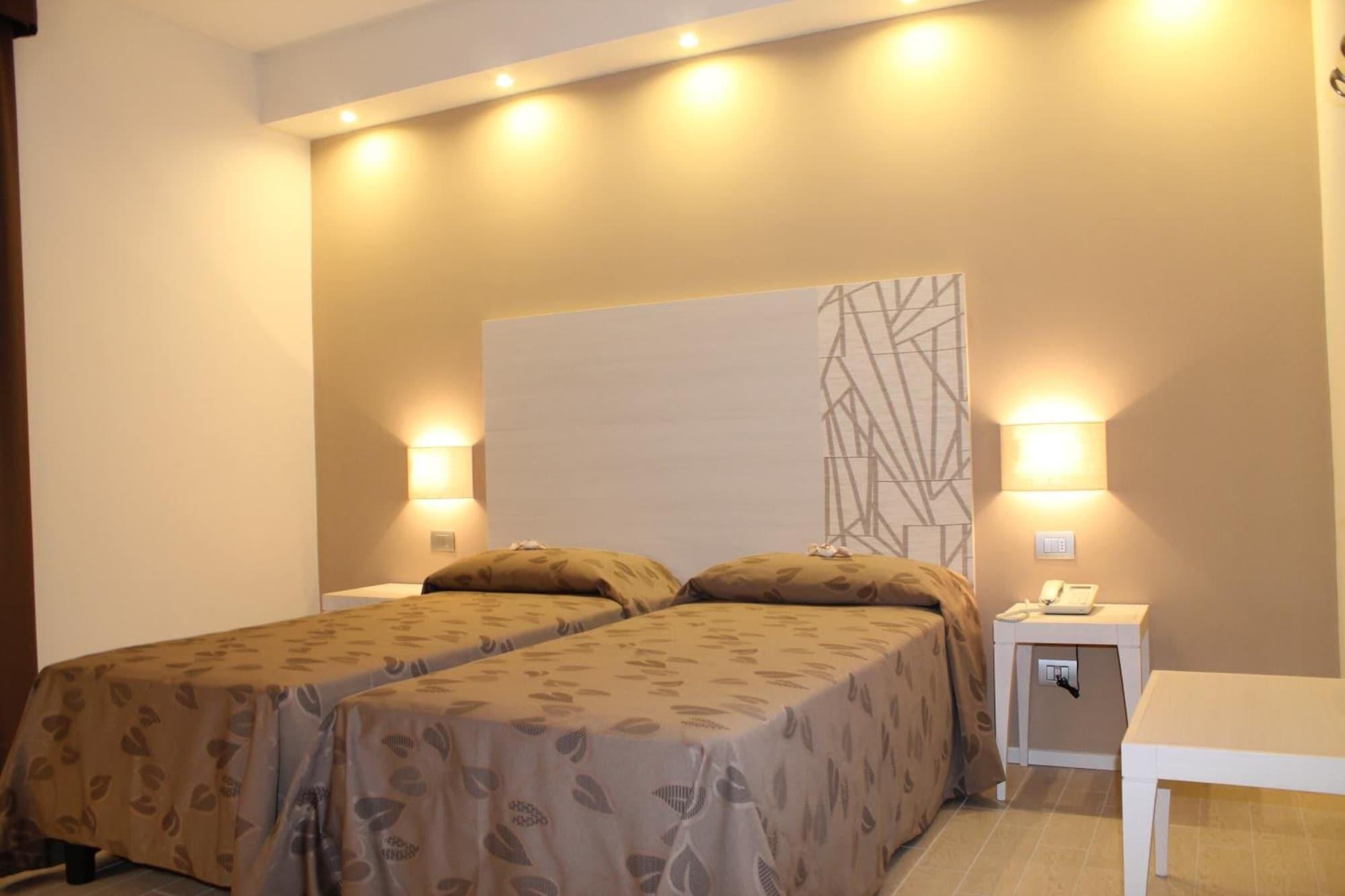 Фото Hotel Mariano