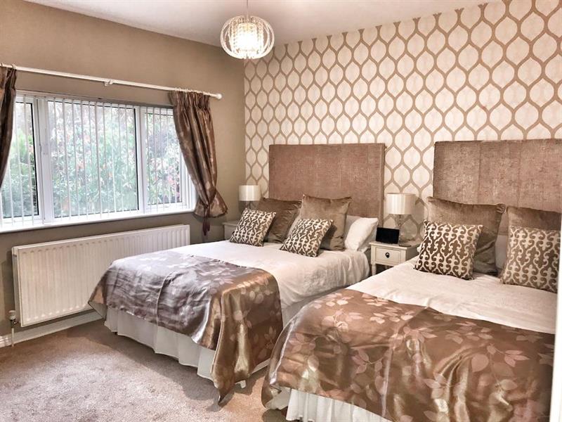 Фото Elagh View Bed & Breakfast