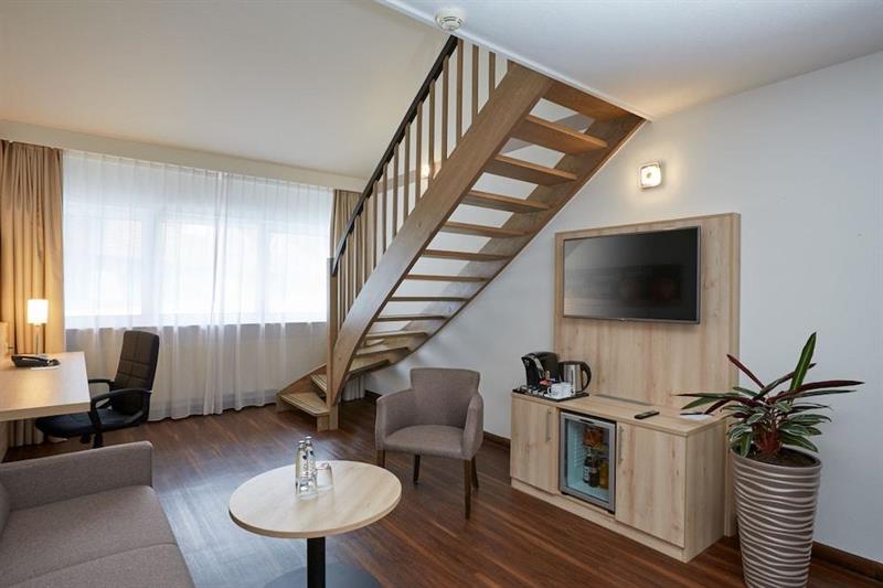 Фото H+ Hotel Stuttgart Herrenberg