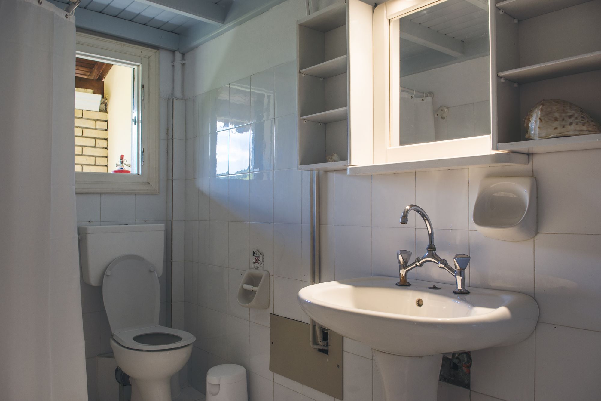 Фото Potamos Apartments