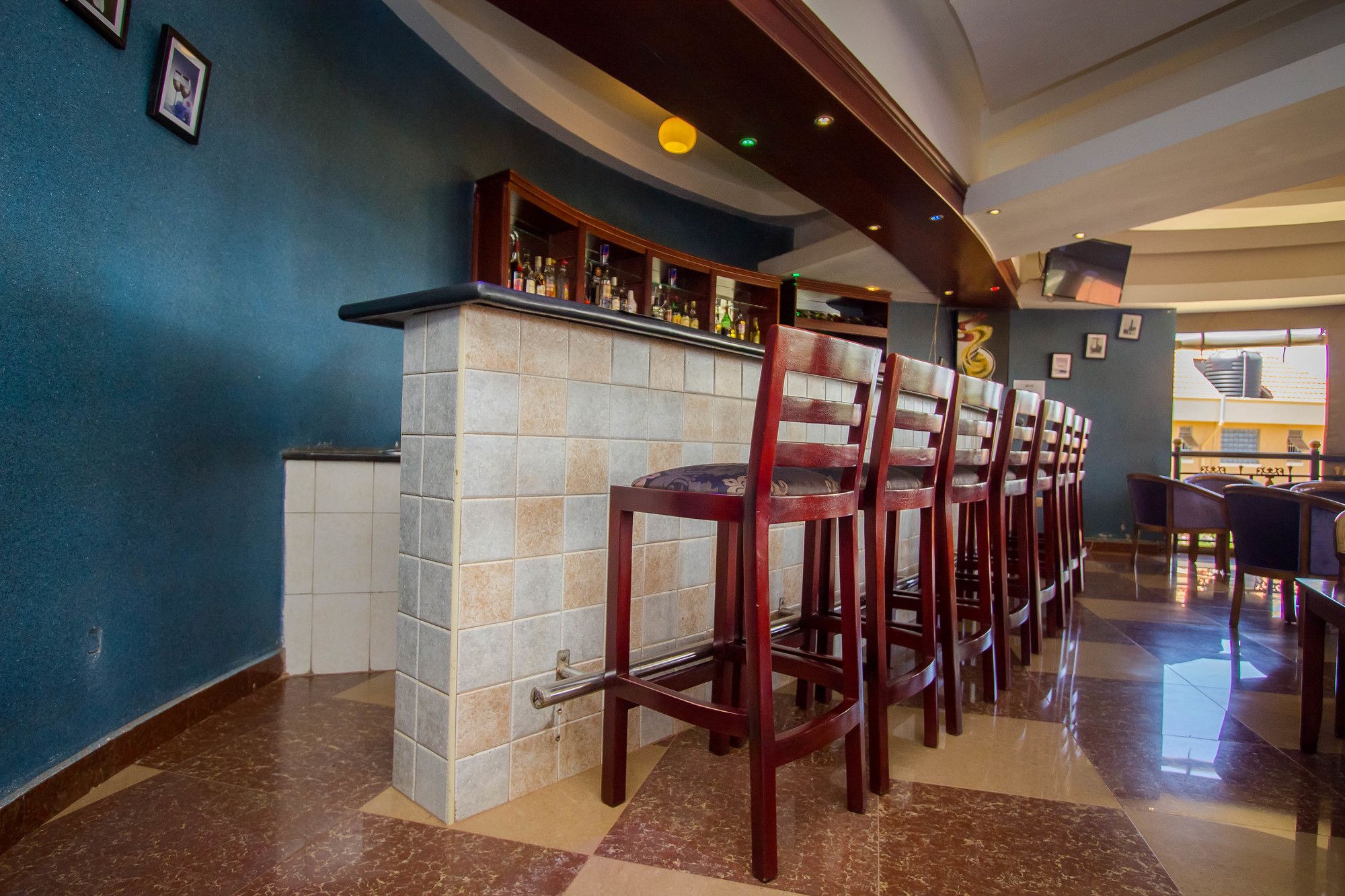 Фото Sapphire Hotel