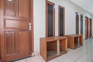 Гостиница RedDoorz Plus near Ciputra World Kuningan 2