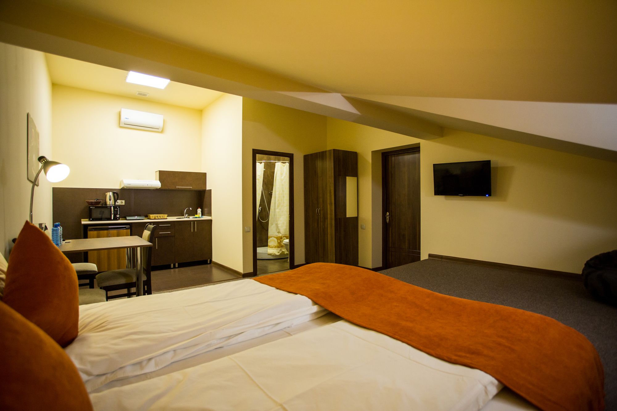 Фото Май Апартментс Ереван