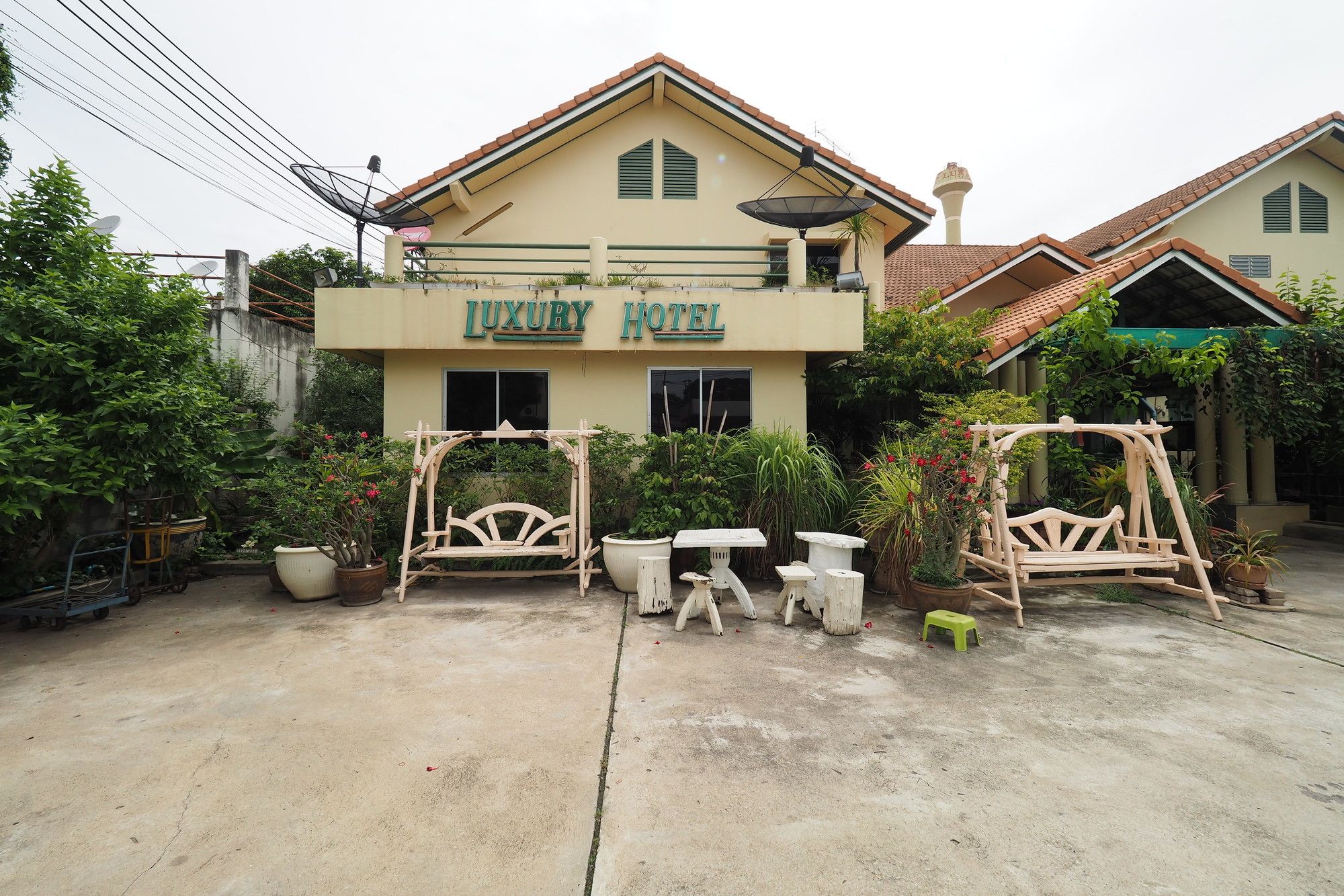 Фото Luxury Hotel