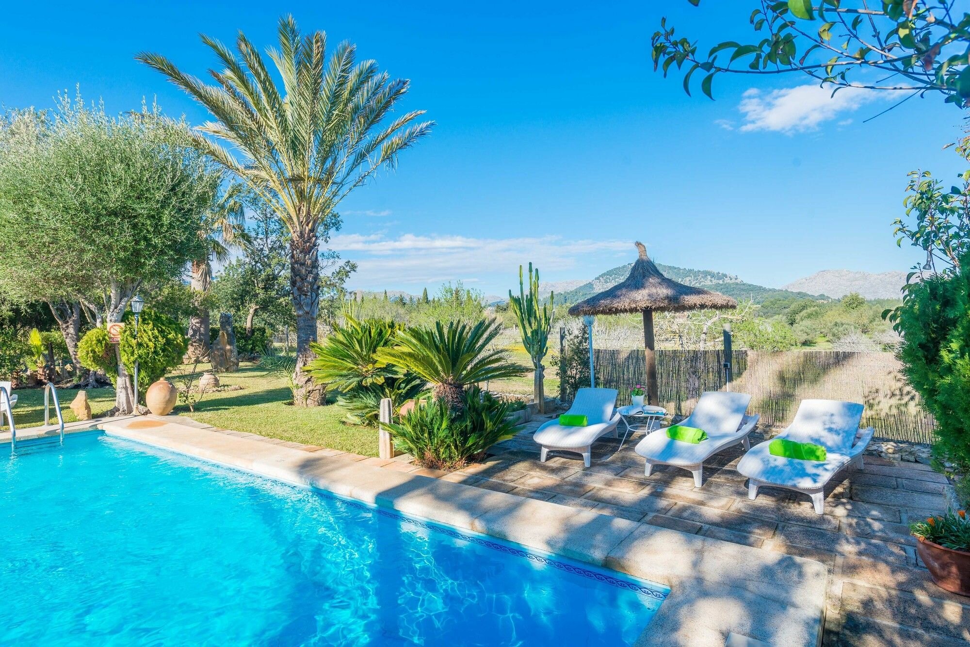 Фото Marina Can Borras