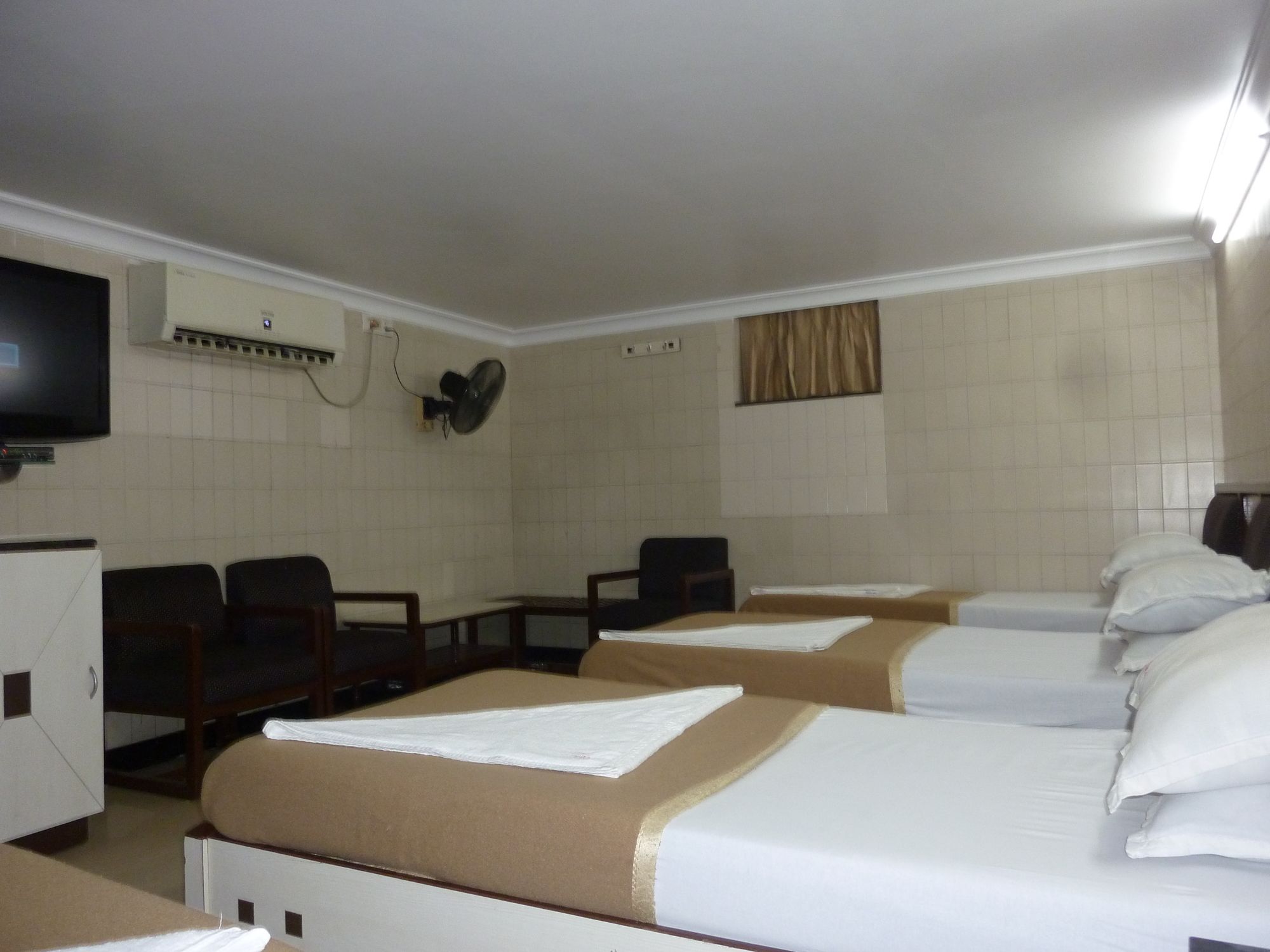 Фото Hotel Balwas