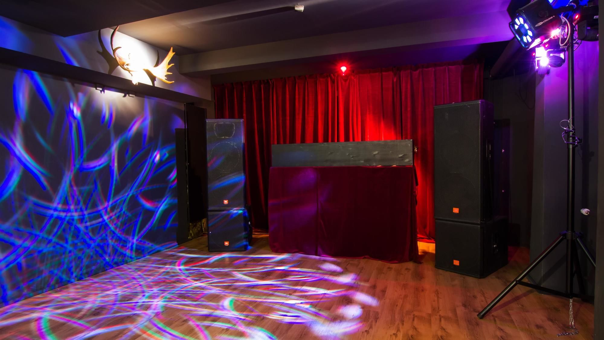 Фото Hotel Bishops Arms Strängnäs