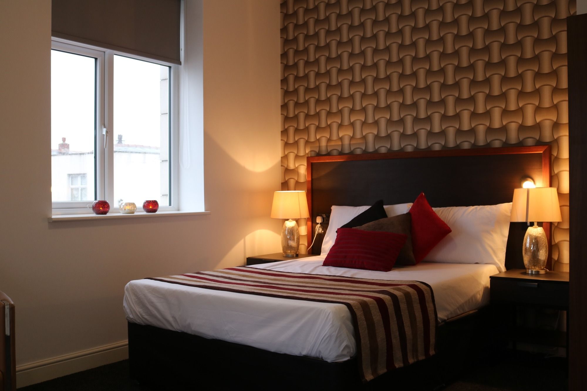 Фото Imperial Salford Hotel