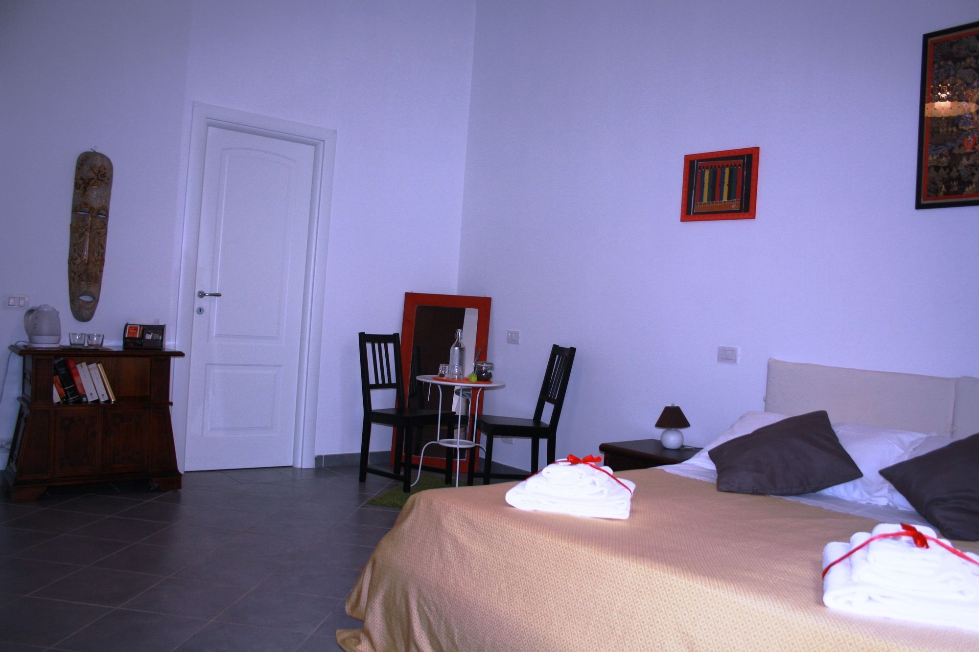 Фото Salotto Piramide B&b