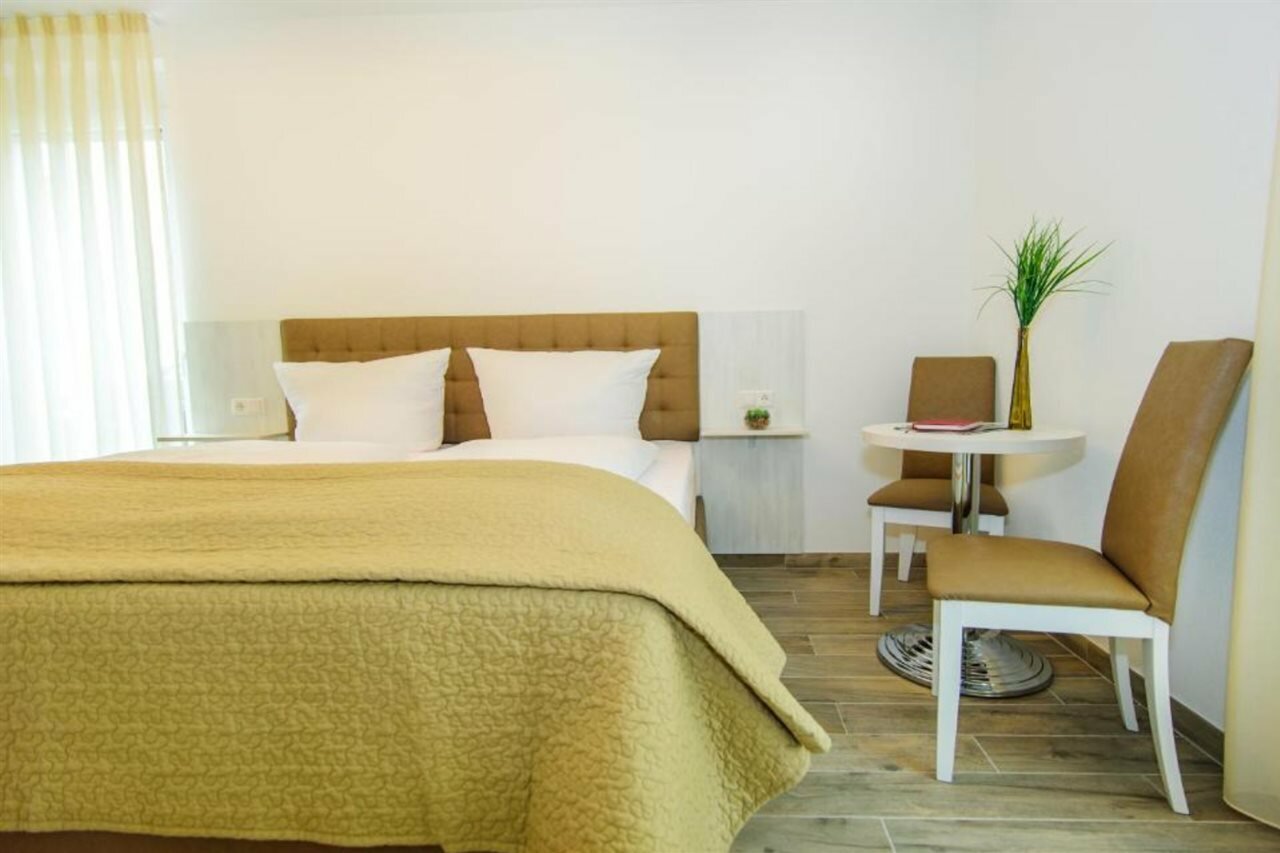 Фото Hotel Filderhof Reutlingen