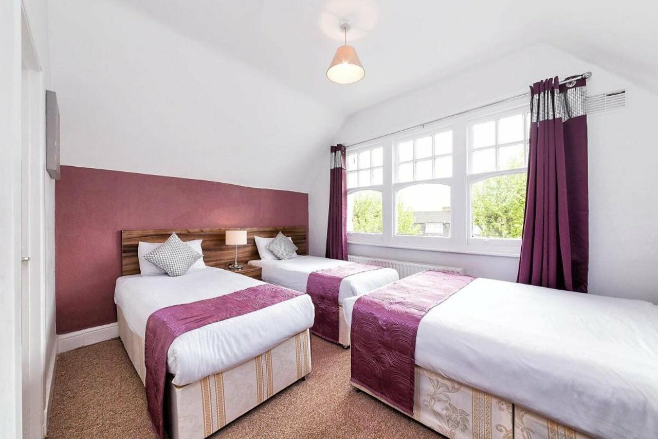 Фото Oyo National Hotel