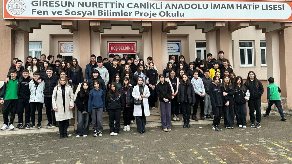 School Mustafa Kemal Middle School, Giresun, photo