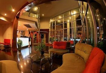 Фото Neo Hatyai Hotel