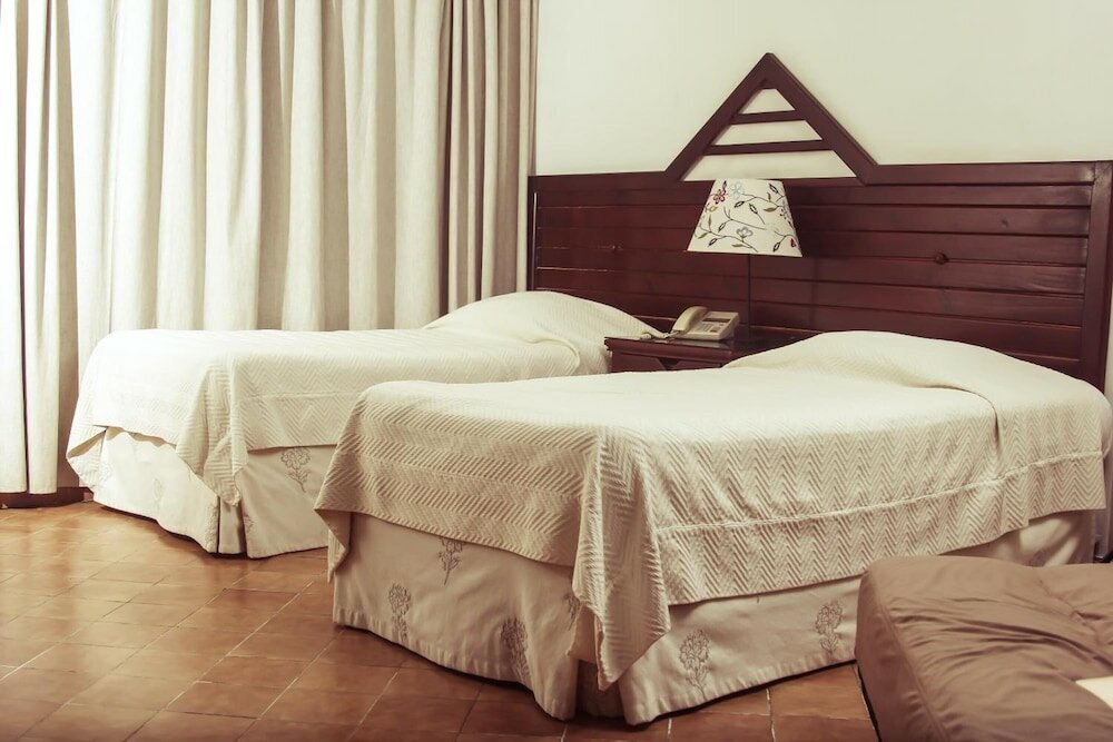 Фото Aparta Hotel Plaza del Sol