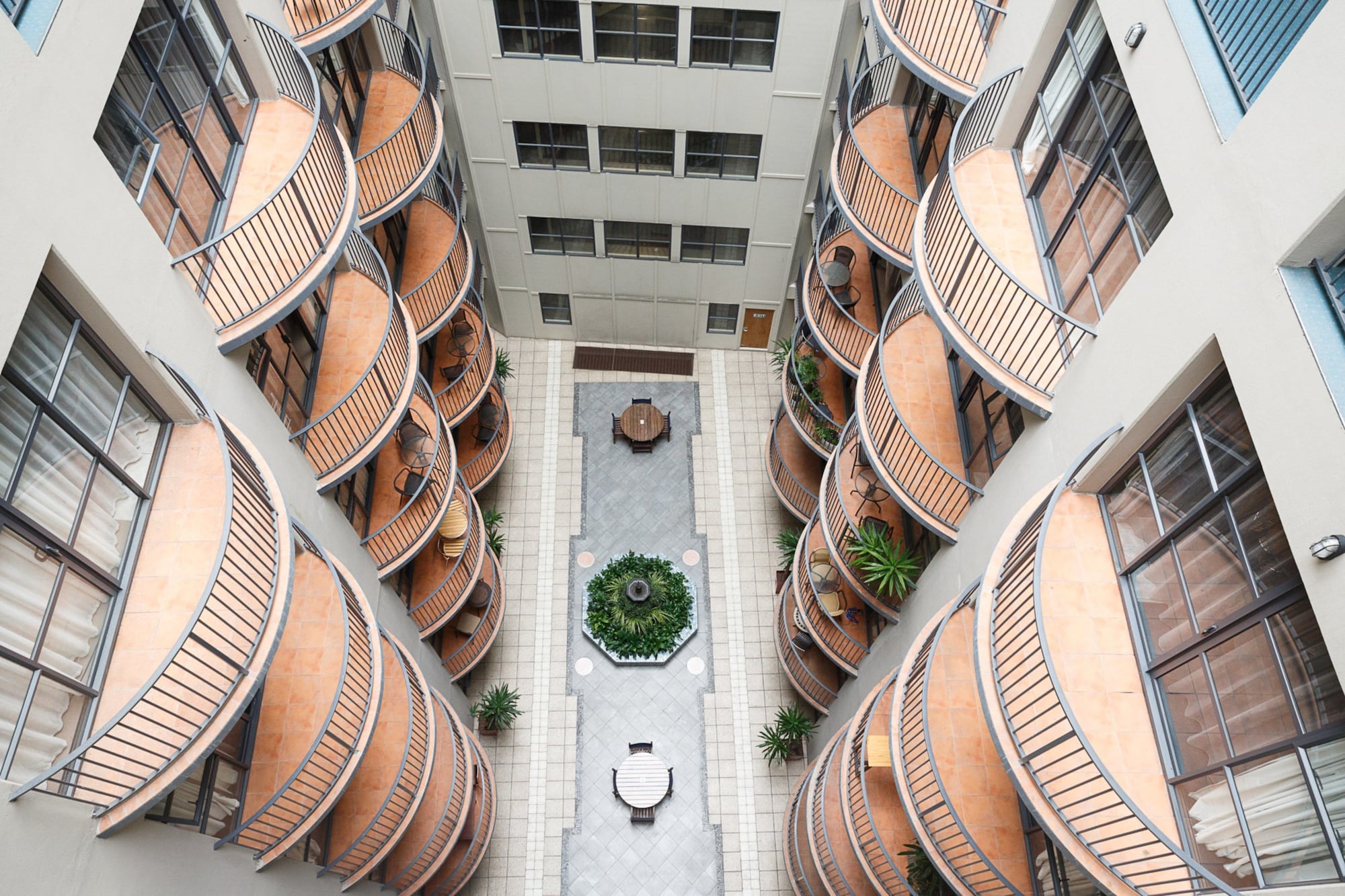 Фото Quest Atrium Serviced Apartments