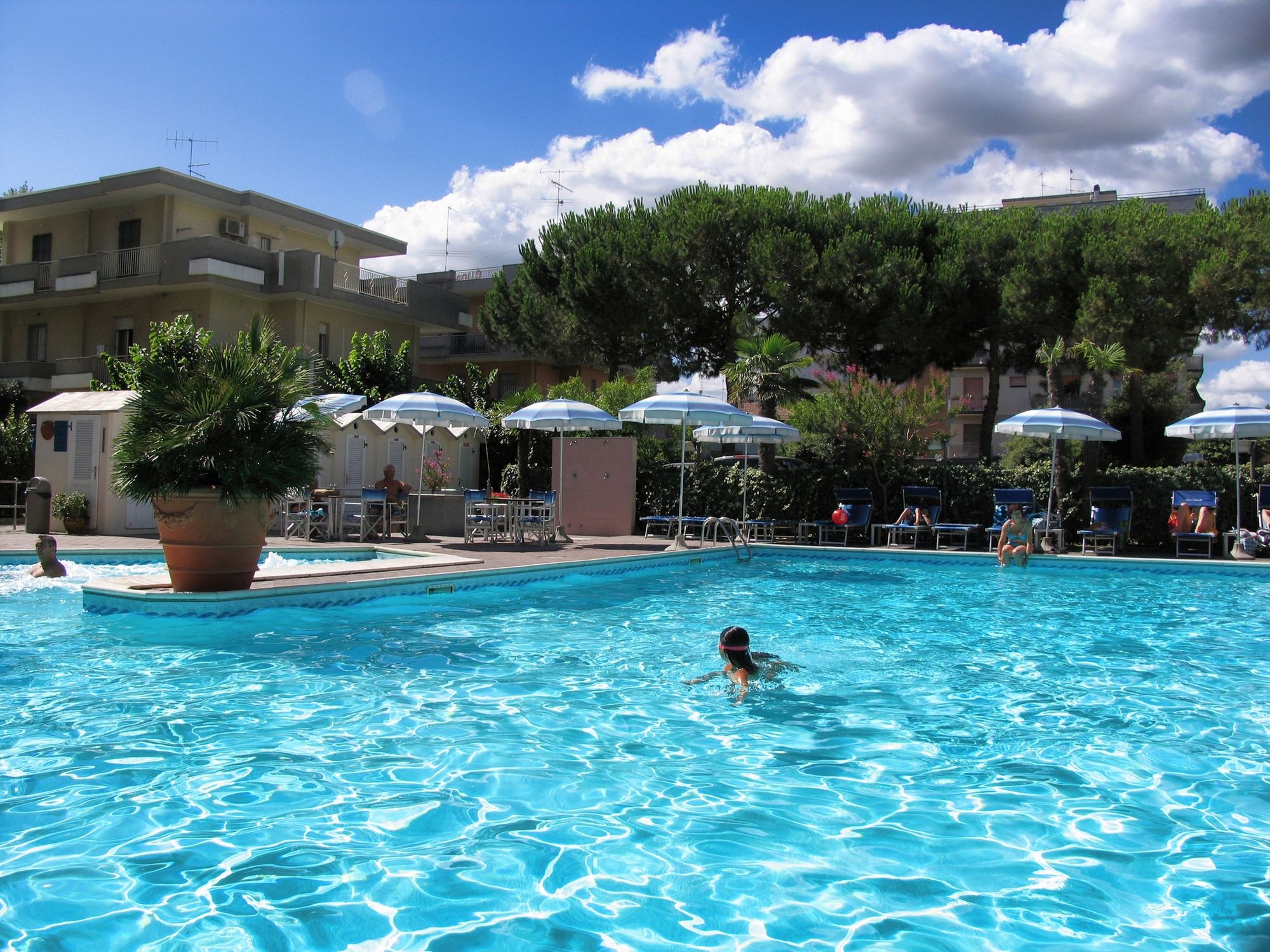 Фото Hotel Colorado Cesenatico