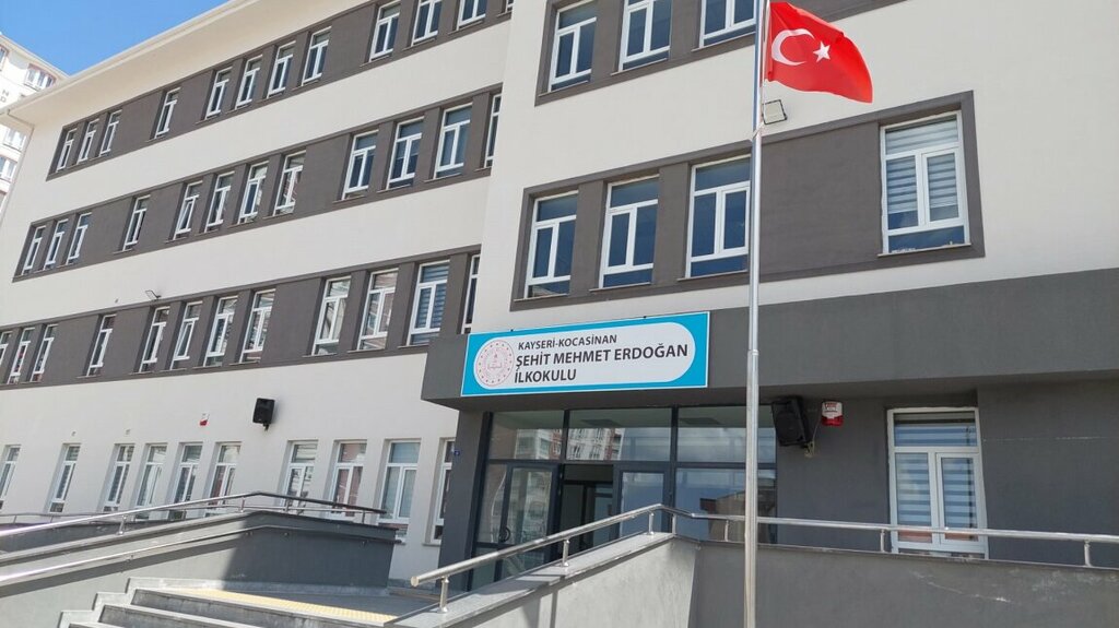 Primary school Martyr Mehmet Erdogan Primary School, Kayseri, photo