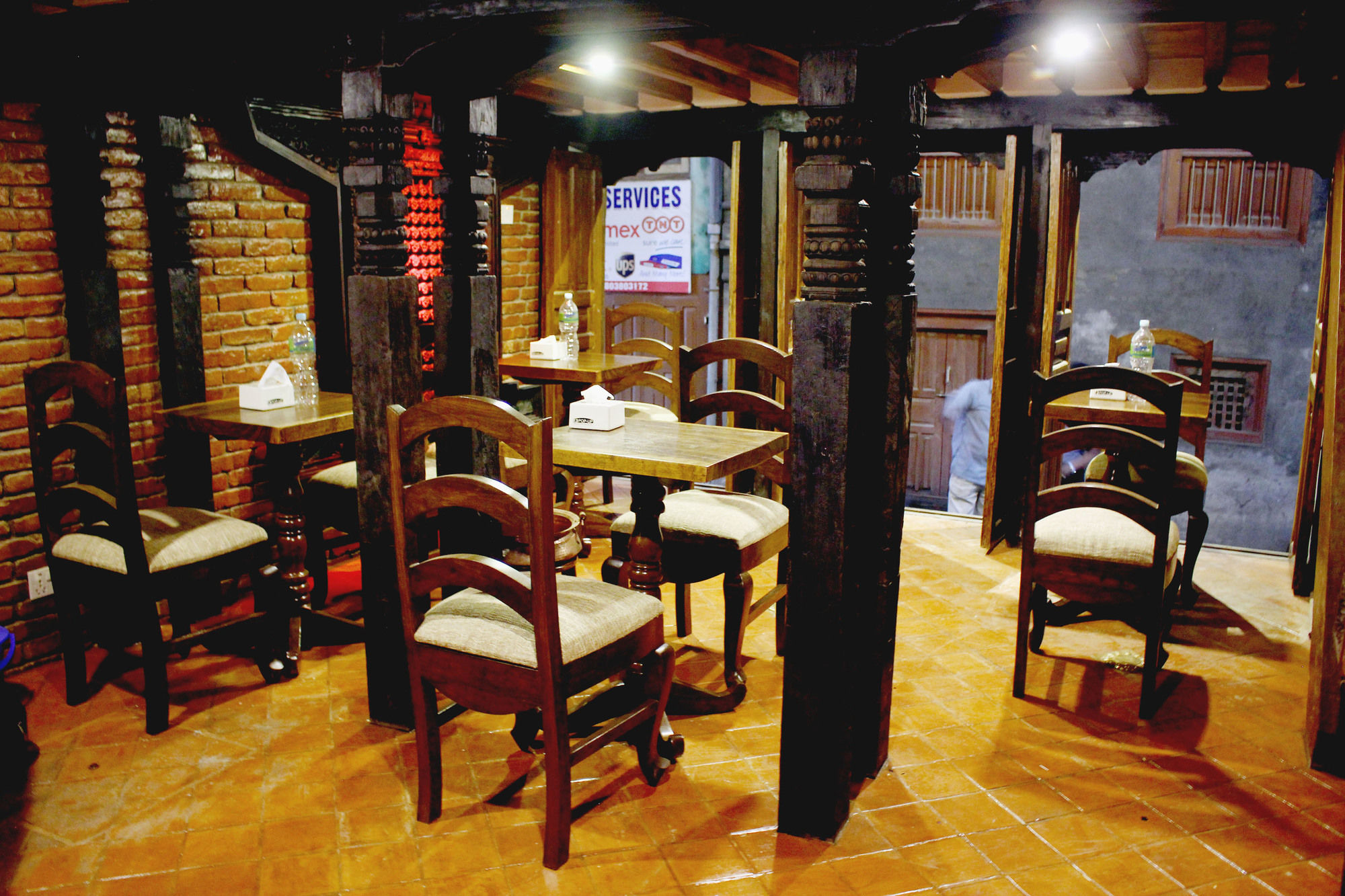 Фото Temple House