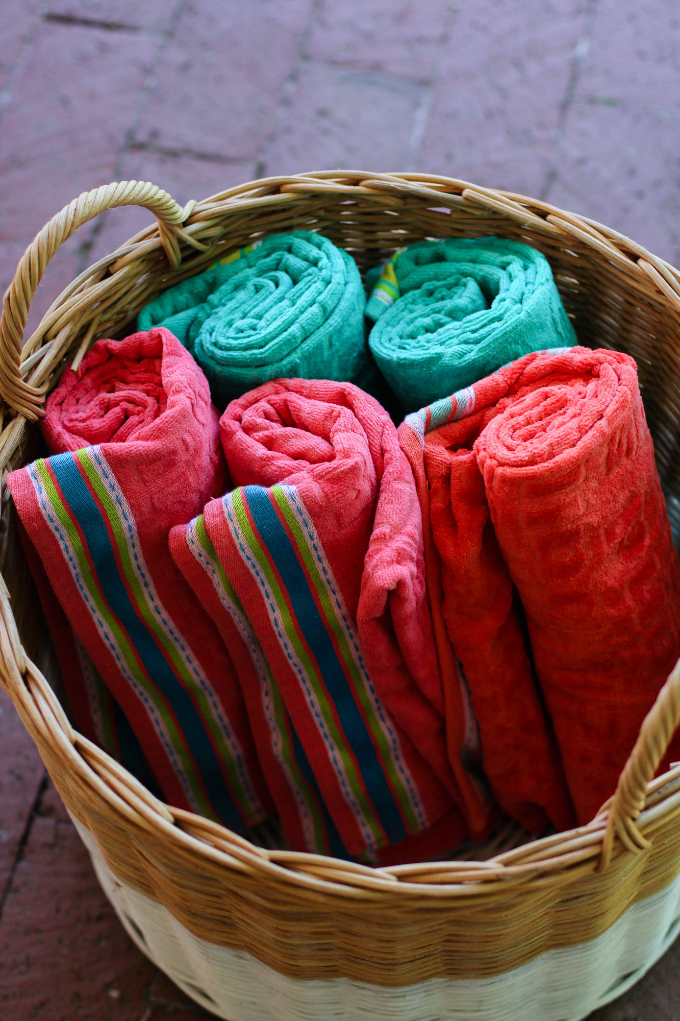 Фото Whispering Oaks