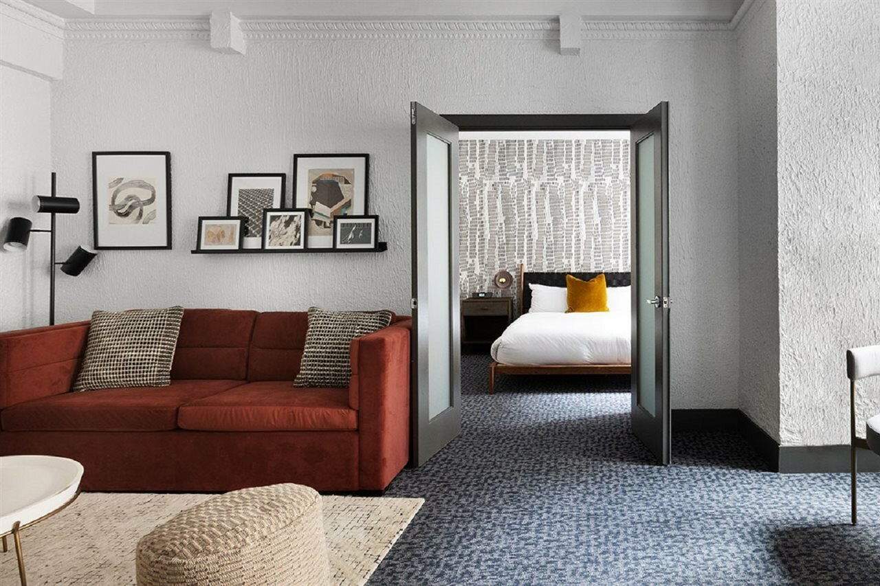 Фото Gale Chicago