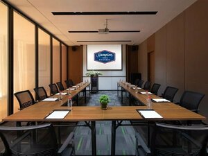 Гостиница Hampton by Hilton Yiwu International Trade Market