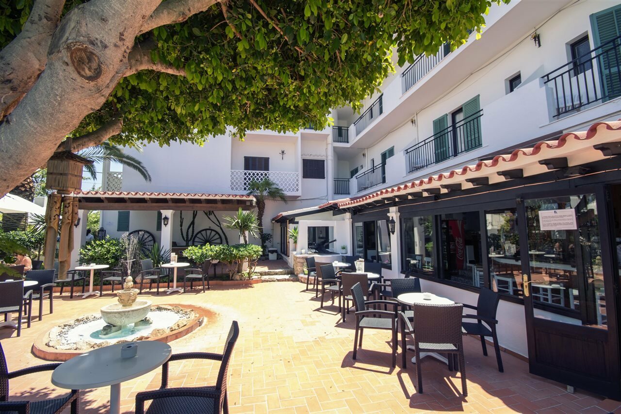 Фото Hotel Galfi