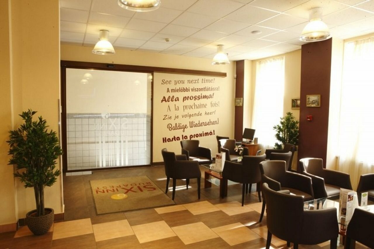 Фото Six Inn Hotel