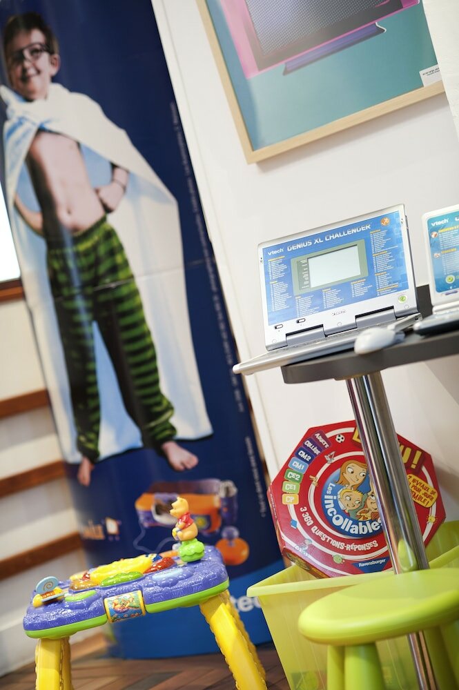 Фото Ibis Styles Asnières Centre