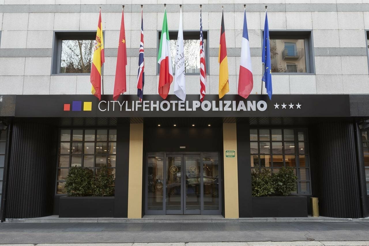 Фото отеля 1