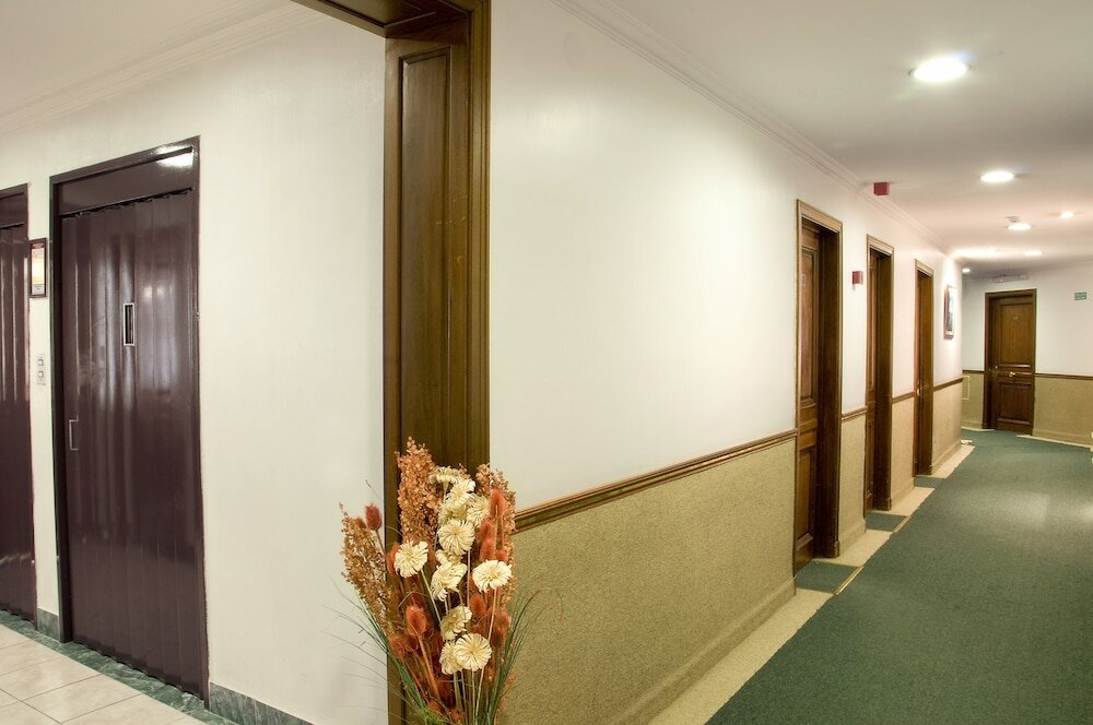 Фото Regis Orho Hotel