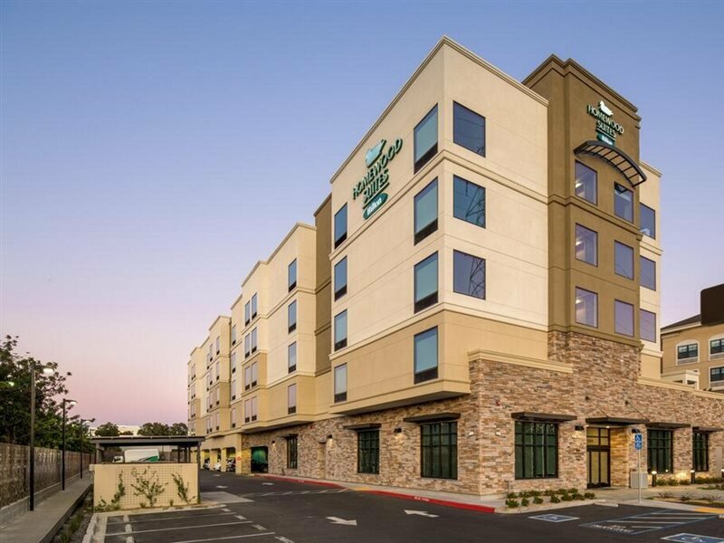 Фото Homewood Suites by Hilton Belmont