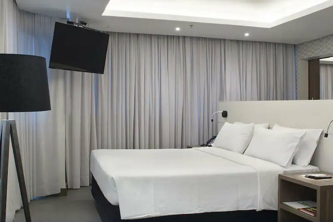 Фото Master Porto Alegre Hotel