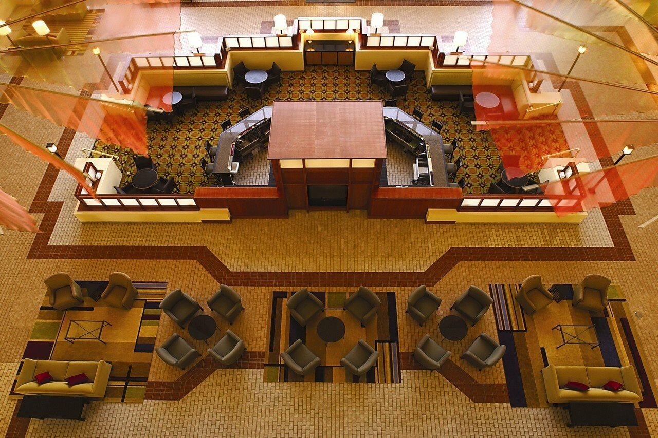 Фото Atrium Hotel and Suites