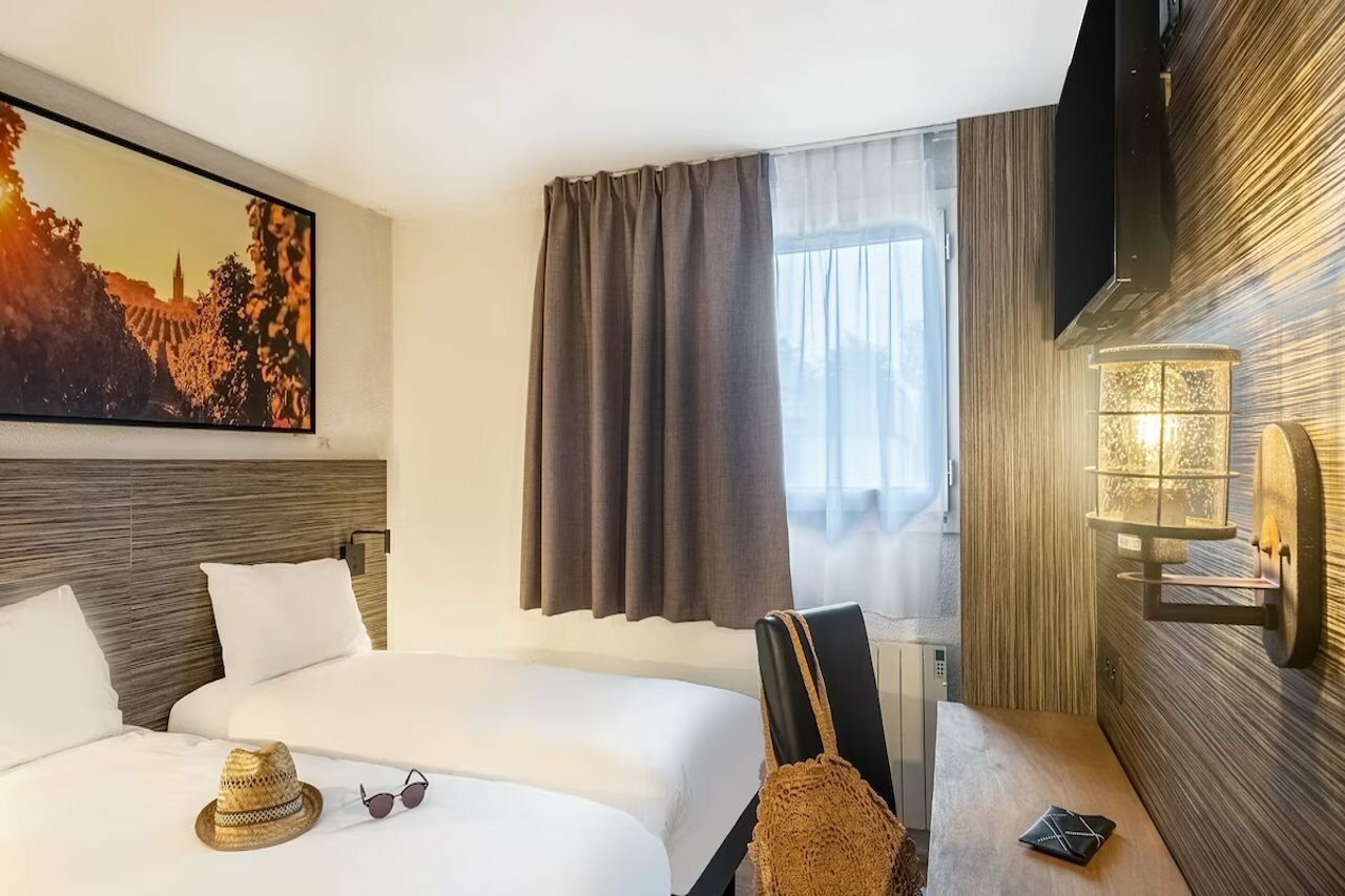 Фото The Originals City, Angers Sud – Le Village 49