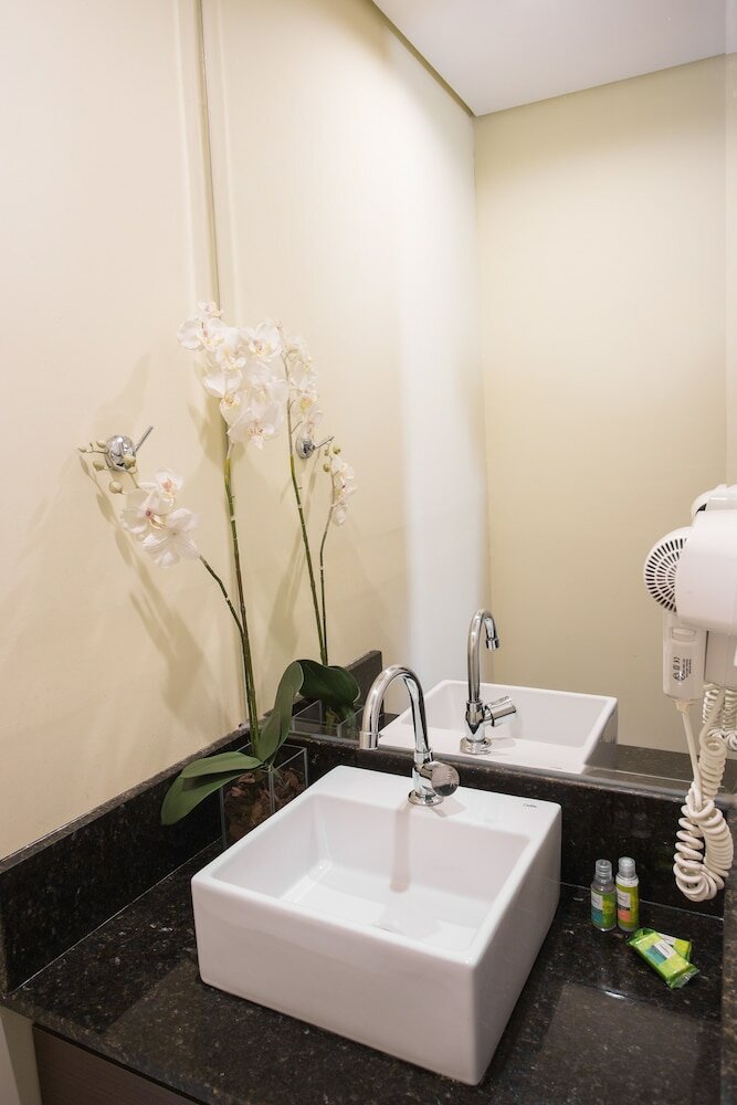 Фото San Diego Suítes Taubaté