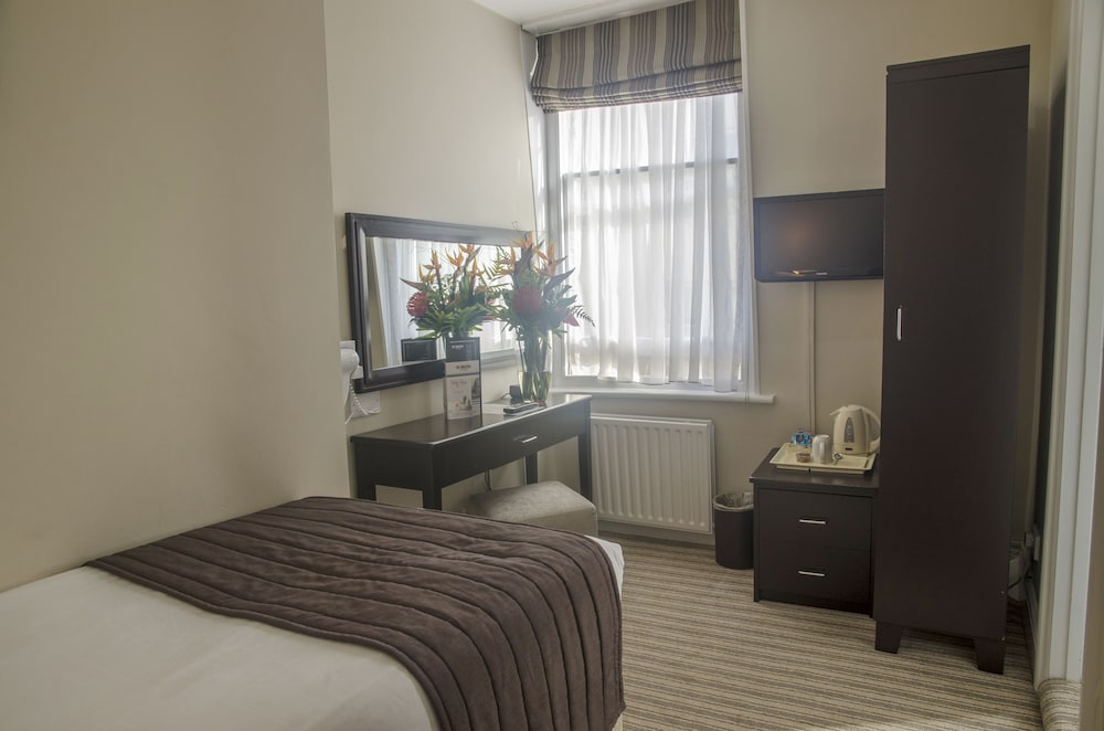 Фото The Brighton Hotel