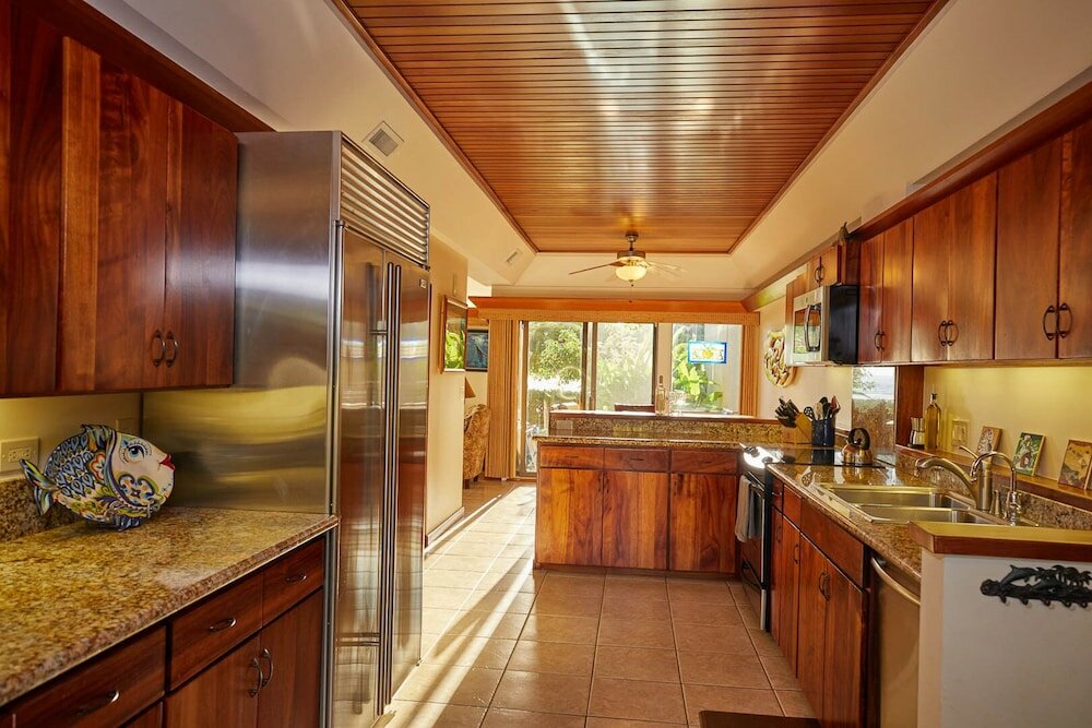 Фото Puunoa Beach Estates, a Destination by Hyatt Residence