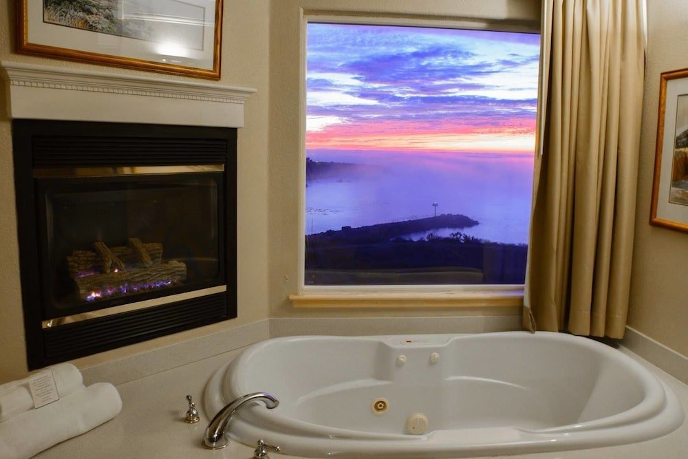 Фото North Cliff Hotel