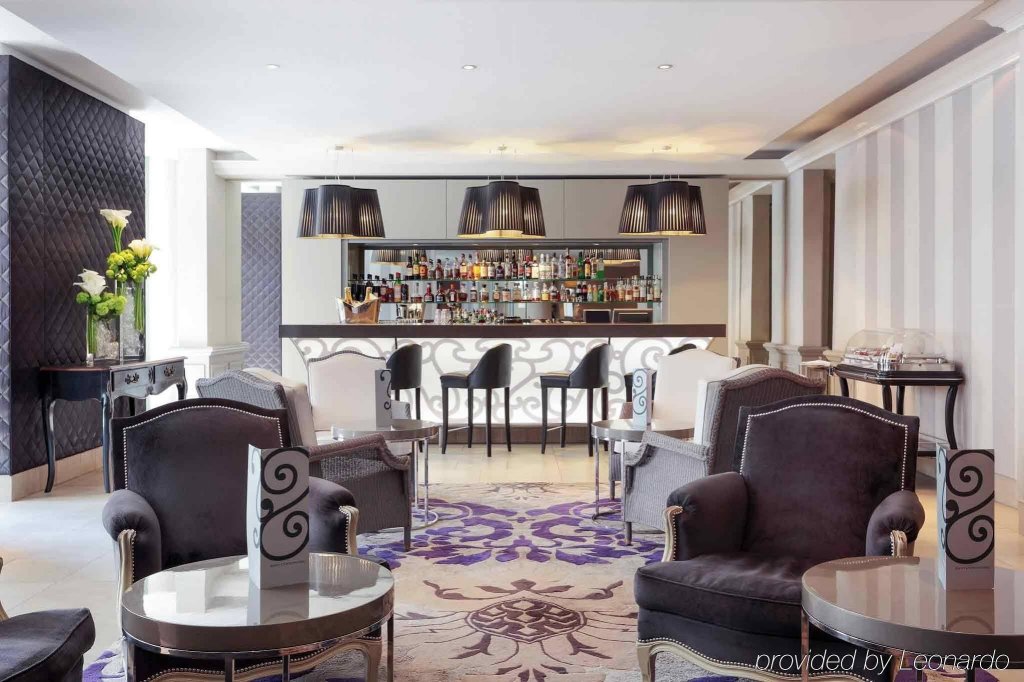 Фото Grand Hotel Roi Rene Aix en Provence Centre MGallery by Sofitel