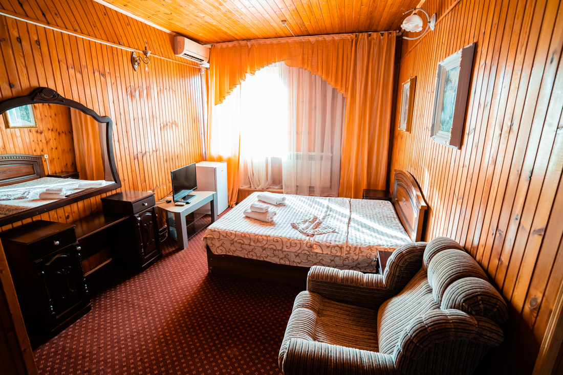 Фото отеля 1