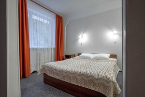 Gonachkhir (gorodskoy okrug Karachayevskiy, A-155, 111-y kilometr), hotel