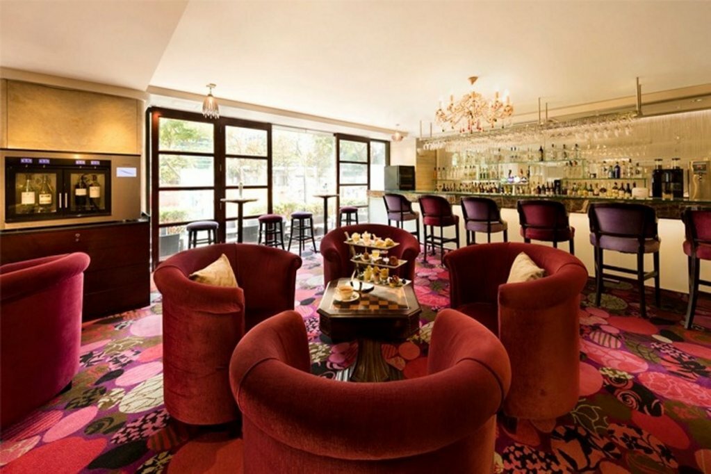 Фото Regal Kowloon Hotel