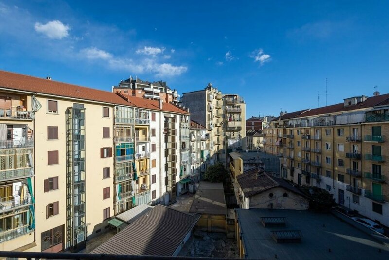 Апартаменты San Donato Balcony Flat в Турине